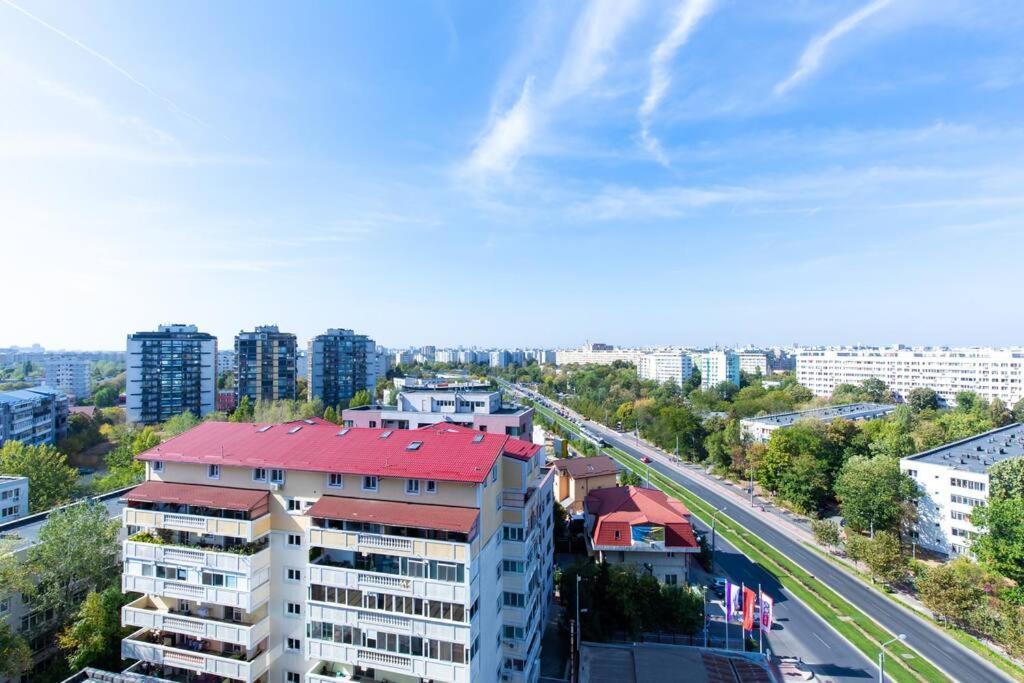 Elegant 2 Bedroom Retreat บูคาเรสต์ ภายนอก รูปภาพ
